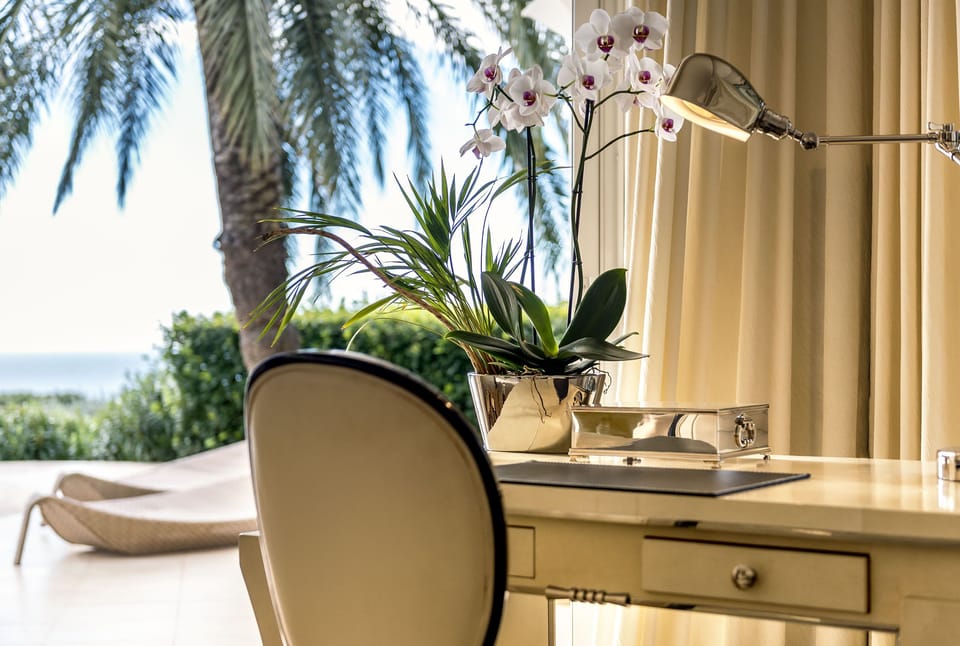 tasteful, elegant harmony at Villa Monaco  
