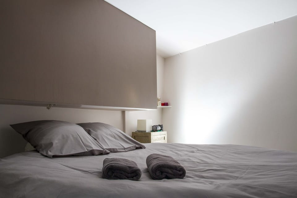 Deluxe Double Room, 1 Queen Bed (Sailor's room) | Premium bedding, down comforters, minibar, desk
