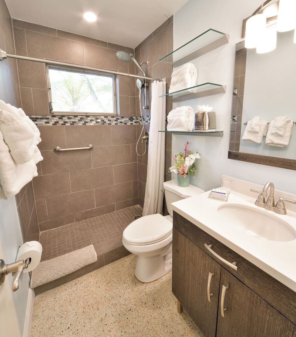 Suite #1 - Bathroom with Rain Shower