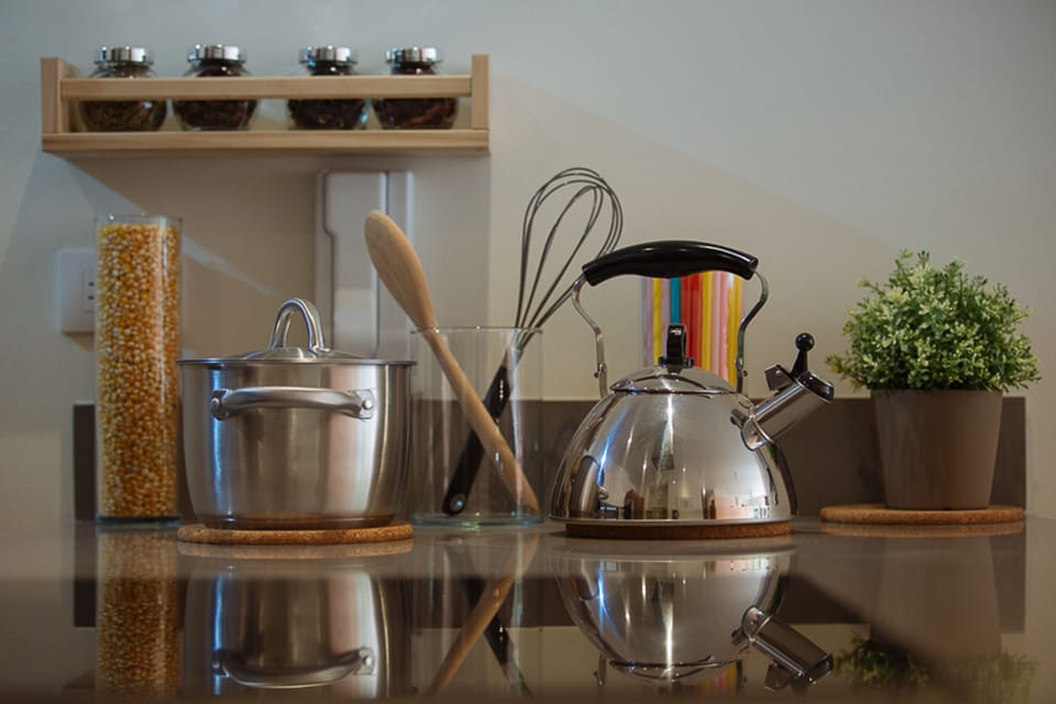 Apartment, 2 Bedrooms | Private kitchen | Fridge, microwave, stovetop, cookware/dishes/utensils