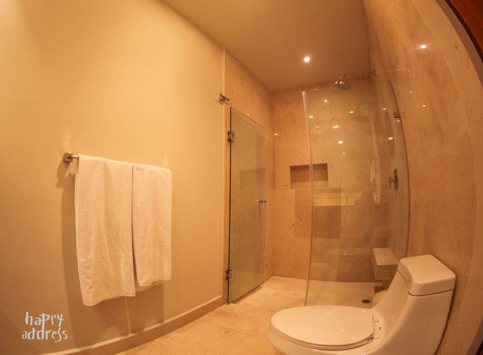 2 bedrooms, in-room safe, free WiFi, bed sheets