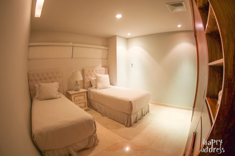 Apartment, 2 Bedrooms | 2 bedrooms, in-room safe, free WiFi, bed sheets