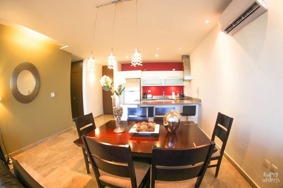 Apartment, 2 Bedrooms | In-room dining