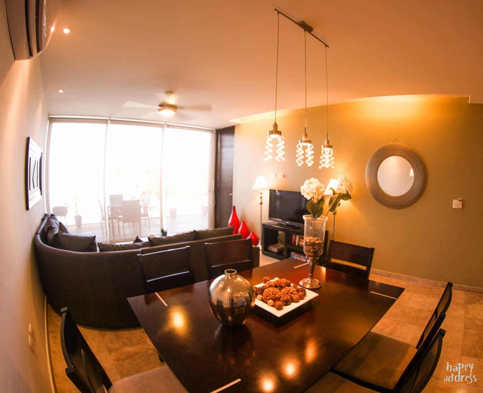 Apartment, 2 Bedrooms | In-room dining