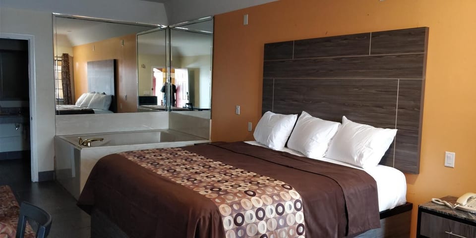 Desk, iron/ironing board, free WiFi, bed sheets