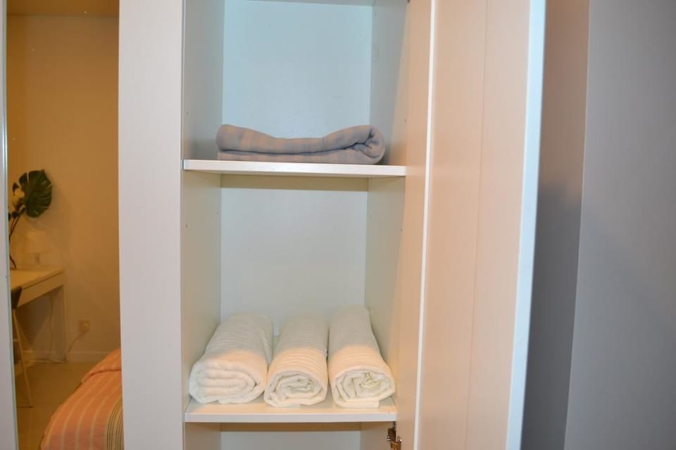 Studio Apartment | Room amenity