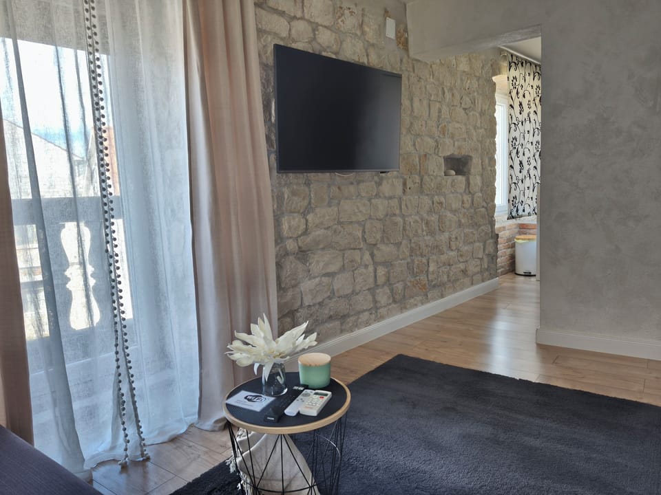 Studio | Individually decorated, individually furnished, blackout drapes