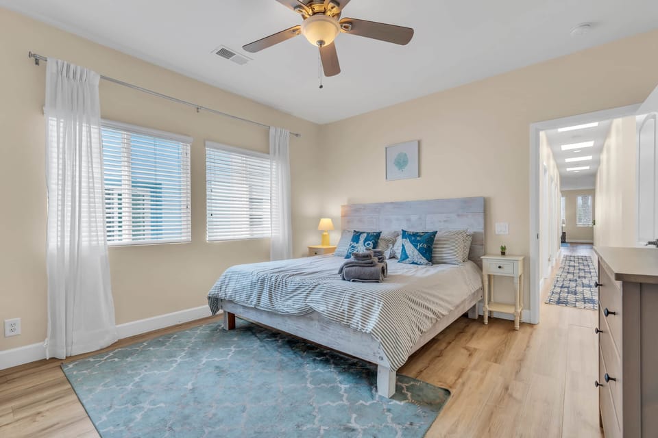 king bedroom with attached bath