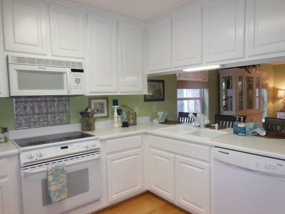 Well stocked kitchen!