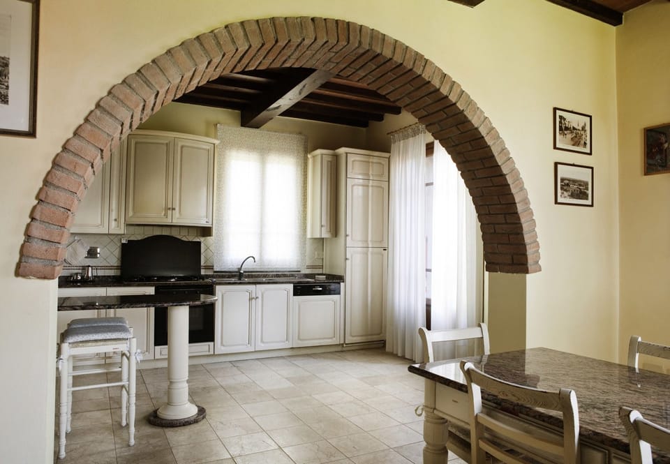 Comfort Apartment, 1 Bedroom | Private kitchen | Fridge, stovetop, cookware/dishes/utensils