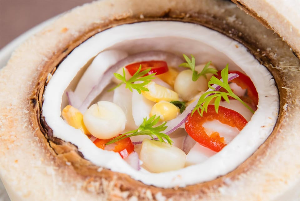 5 restaurants; breakfast, lunch, dinner, and brunch served