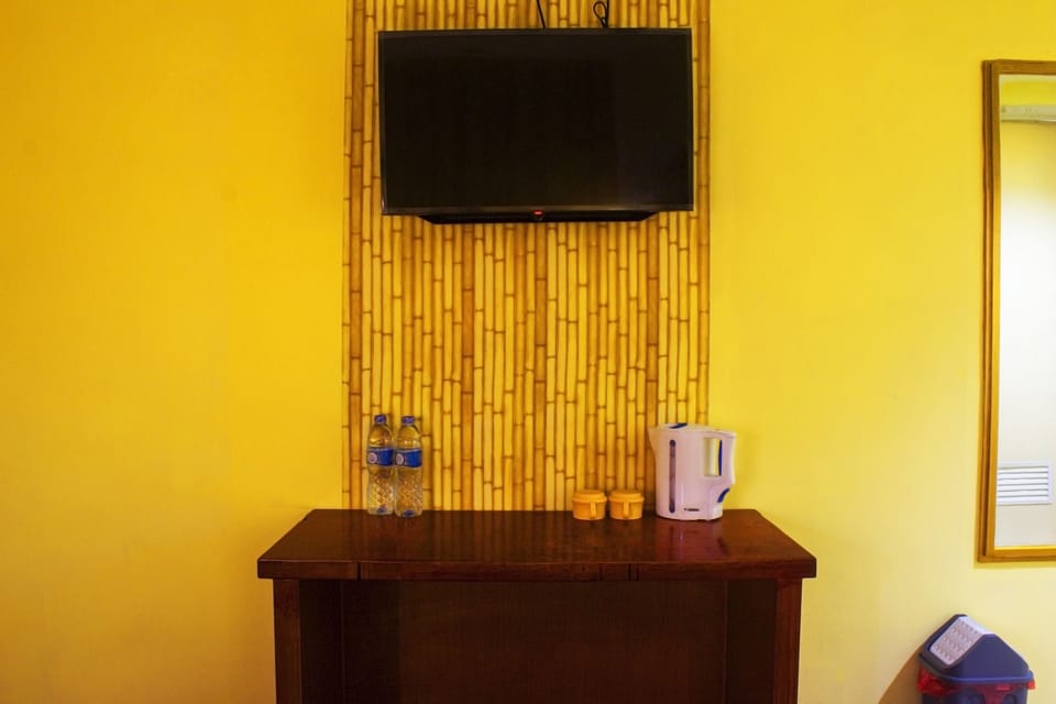Deluxe Double Room | Free WiFi, bed sheets