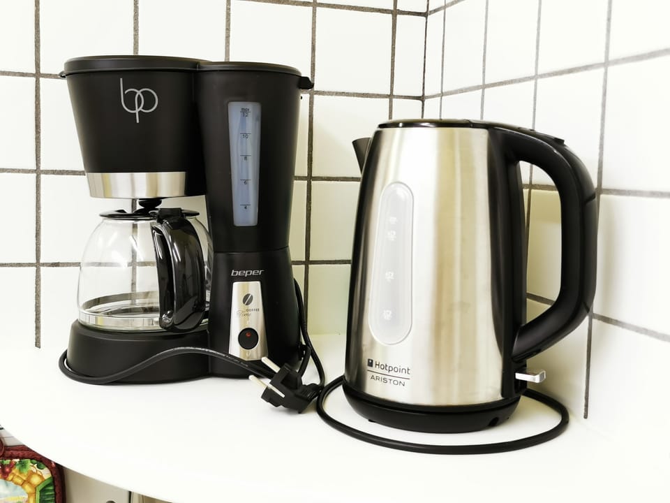 Coffee maker & kettle