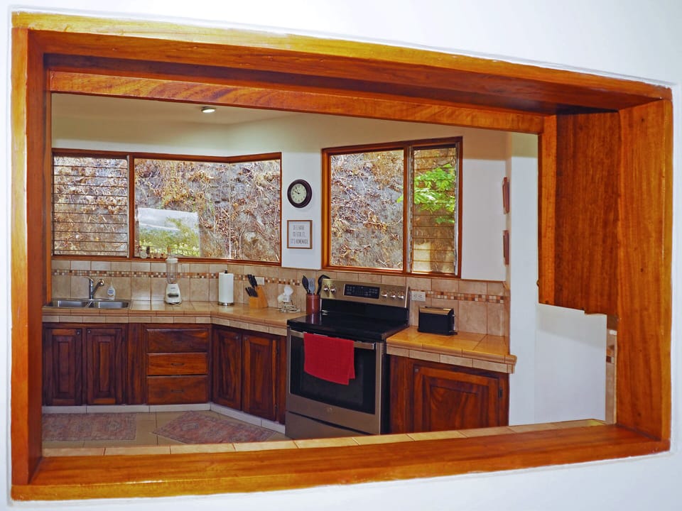 Looking from family room into kitchen.