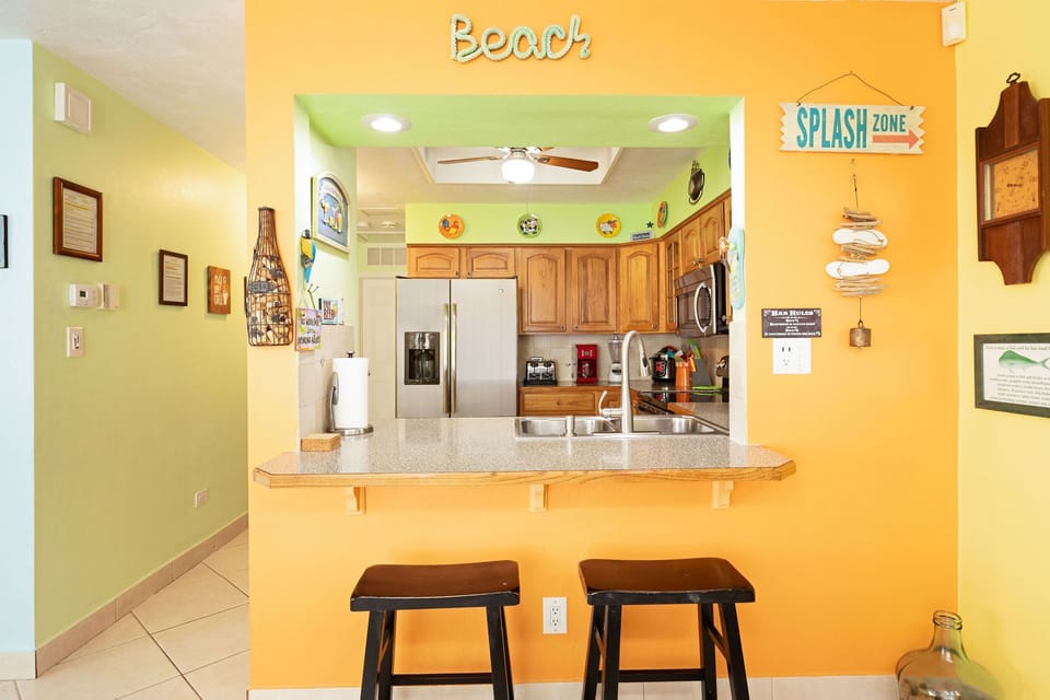Kitchen Bar