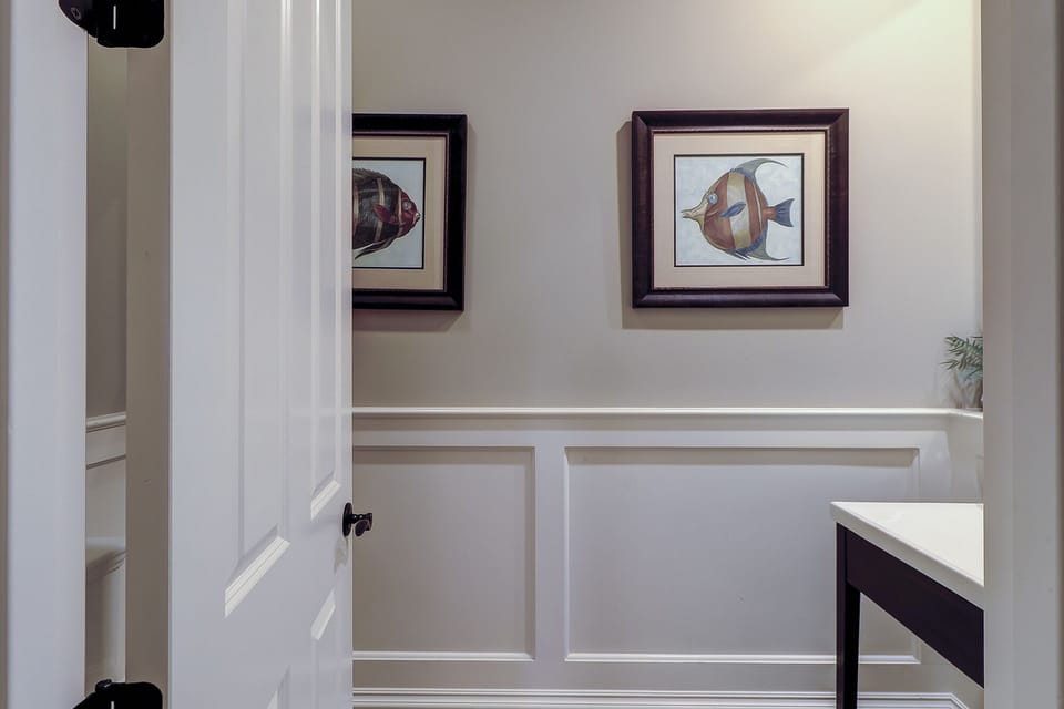 3 Cat Boat - Interior 1/2 Bath (Main Level)