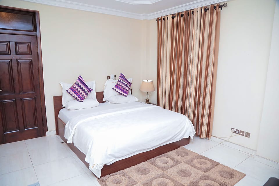 Deluxe Double Room | WiFi (free), bed sheets