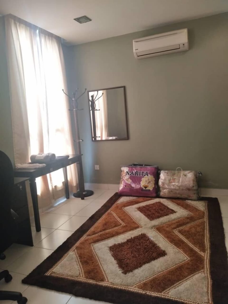Family Apartment, 1 Bedroom | 1 bedroom, individually furnished, desk, iron/ironing board
