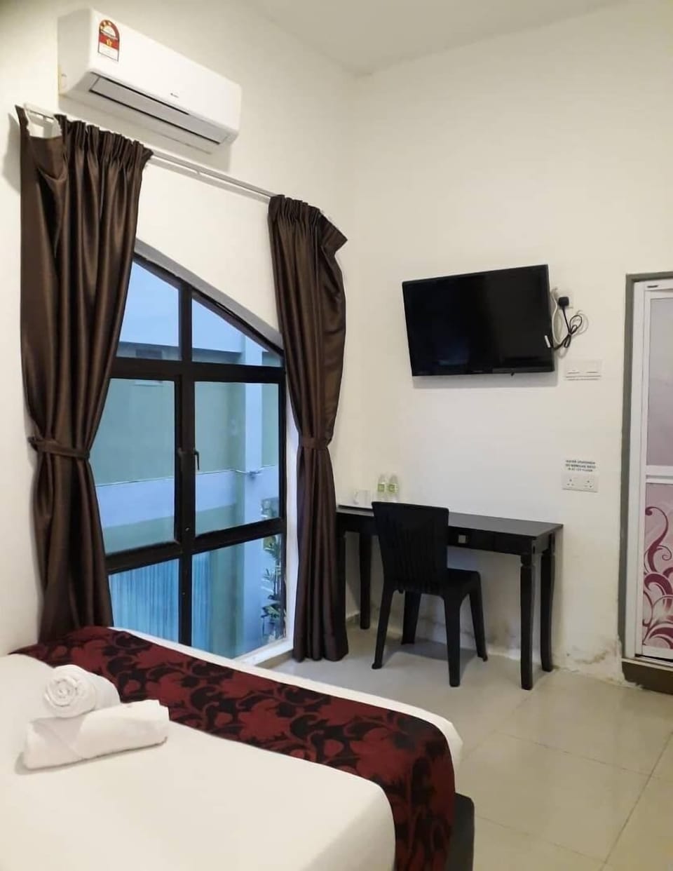 Standard Double Room (With Window) | Desk, blackout drapes, iron/ironing board, free WiFi