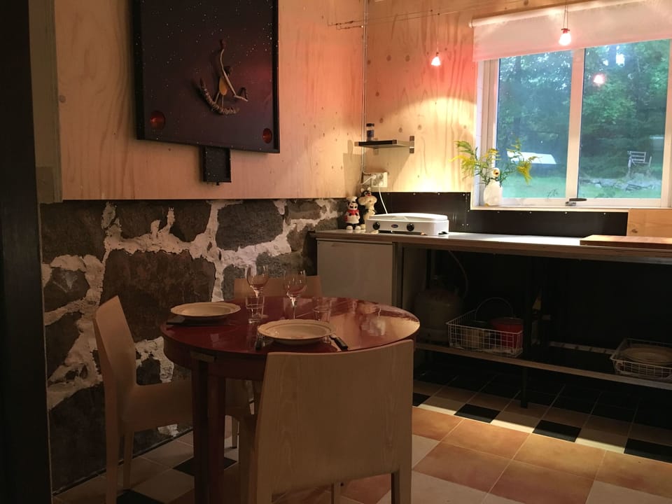 Design Studio, 1 Bedroom, Garden View, Garden Area | Private kitchen | Fridge, oven, stovetop, coffee/tea maker