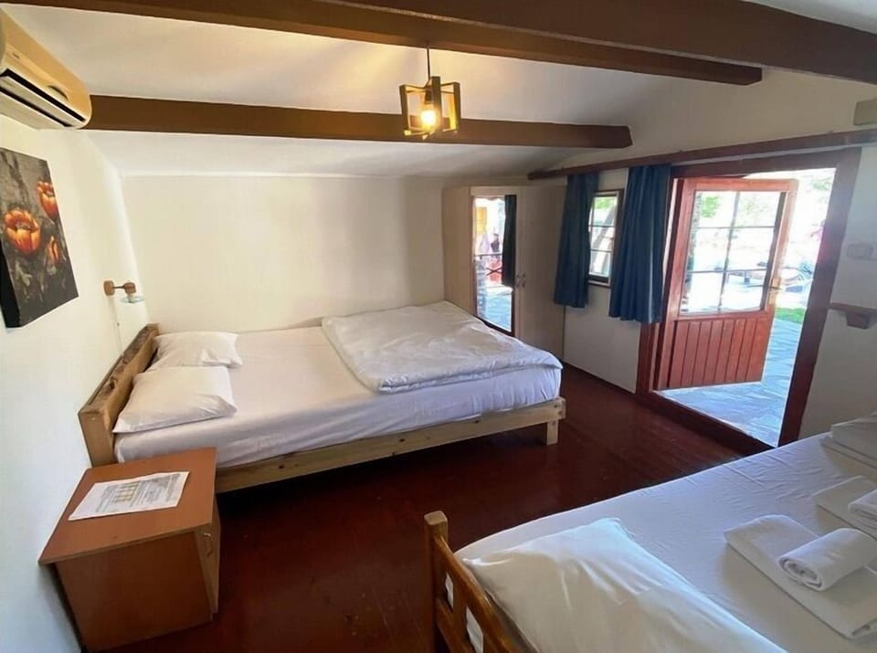In-room safe, desk, free cribs/infant beds, free WiFi