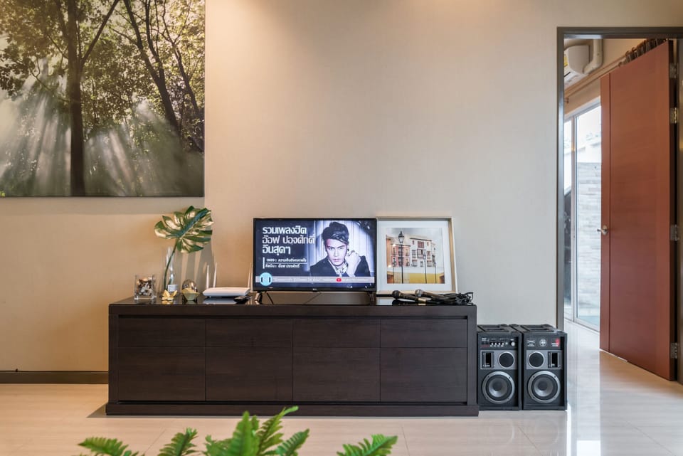 Flat-screen TV