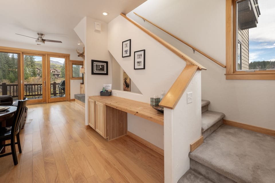 Townhome, 3 Bedrooms | Interior