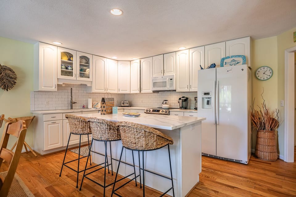 Fully stocked kitchen