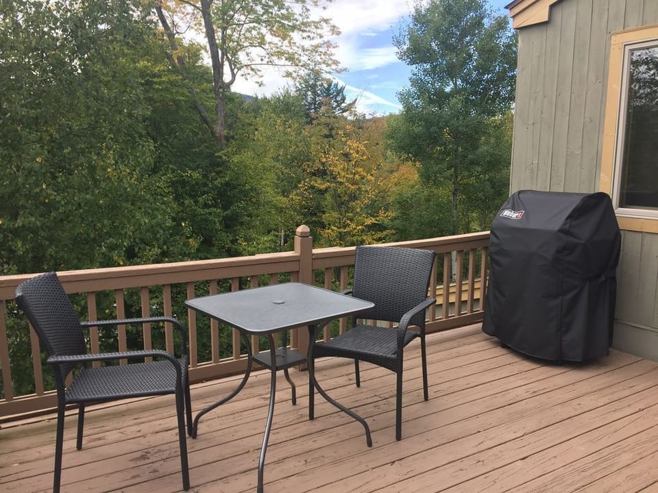top deck with gas grill