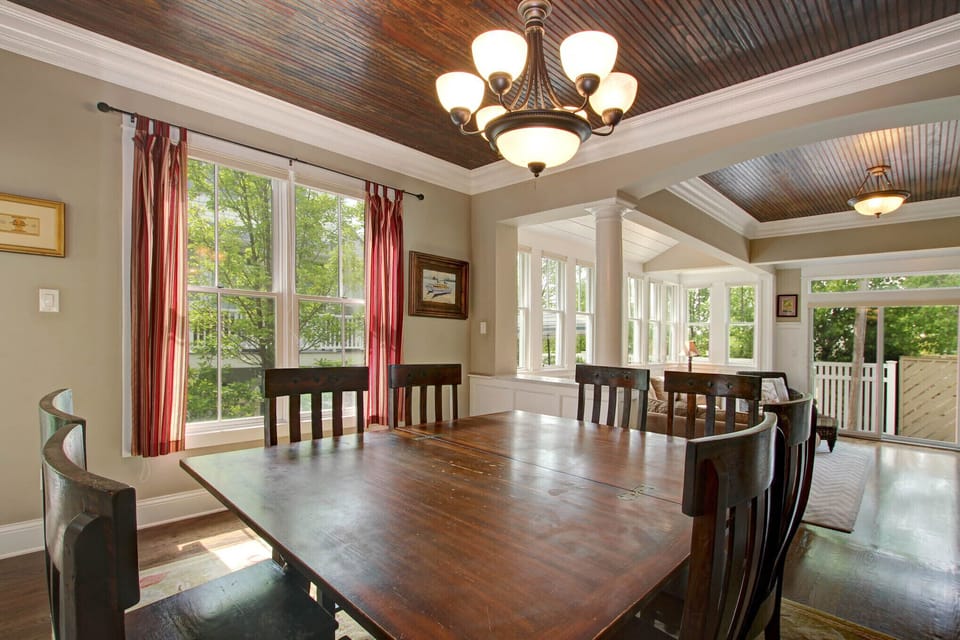 Dining Room with seating for eight guests.