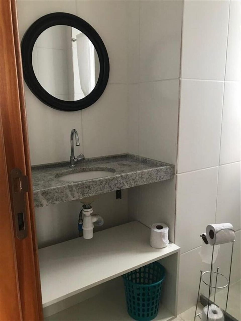 Double Room, 1 Double Bed, Non Smoking, City View | Bathroom | Shower, rainfall showerhead, towels