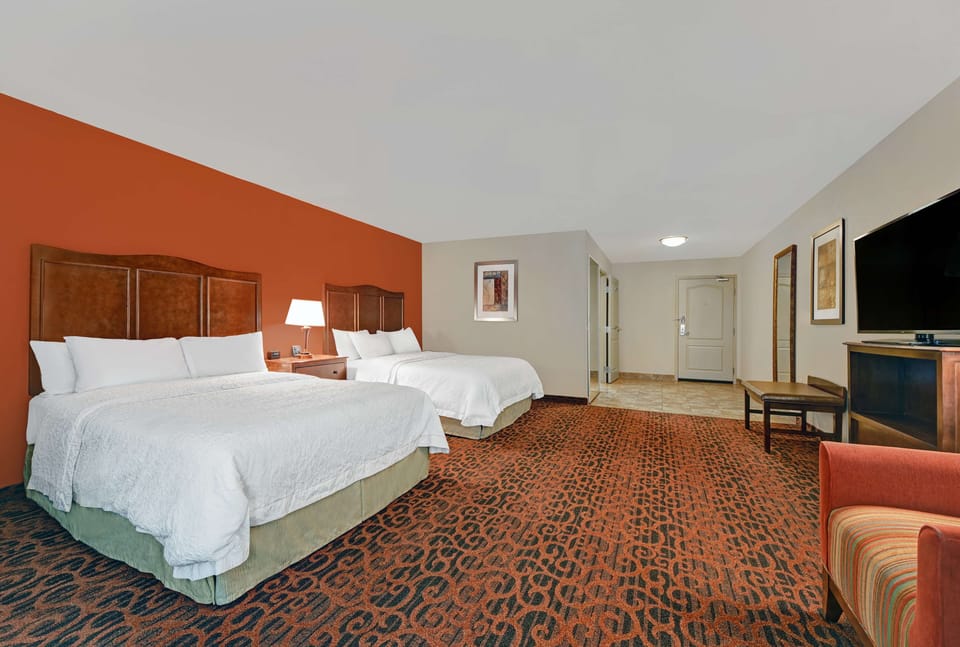 Room, Accessible, Non Smoking | In-room safe, iron/ironing board, cribs (free)