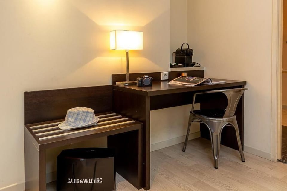 Double or Twin Room, Mobility Accessible | Coffee and/or coffee maker