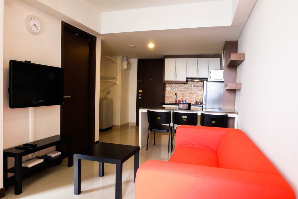 Room | Living room | TV