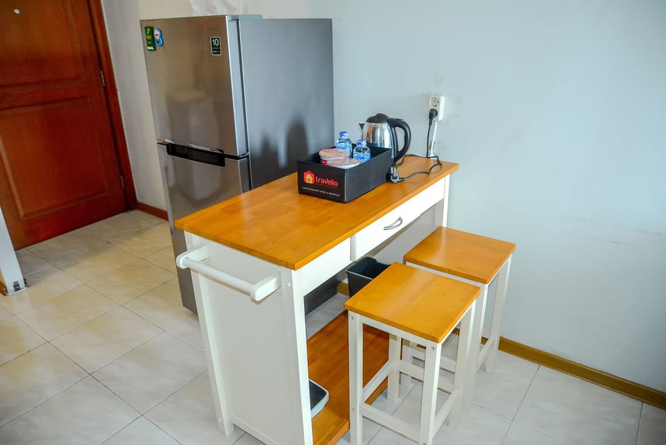 Room | In-room dining