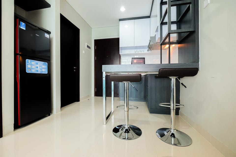 Room | In-room dining
