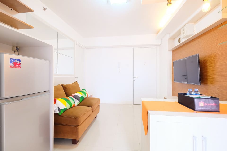 Room | Living area | TV