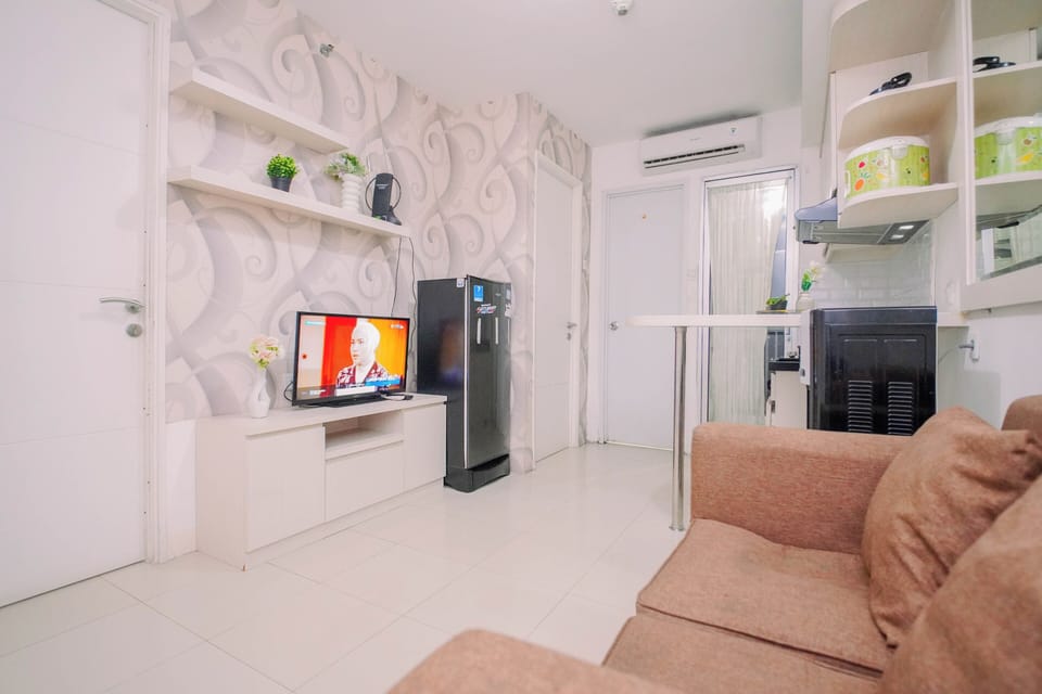 Room | Living room | TV