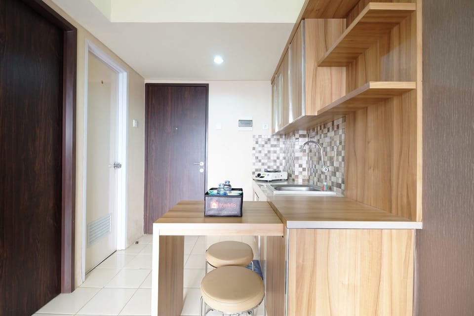 Room | In-room dining