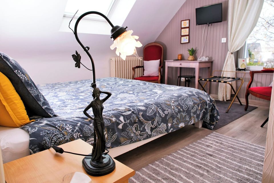 Comfort Double Room | Premium bedding, pillowtop beds, individually decorated