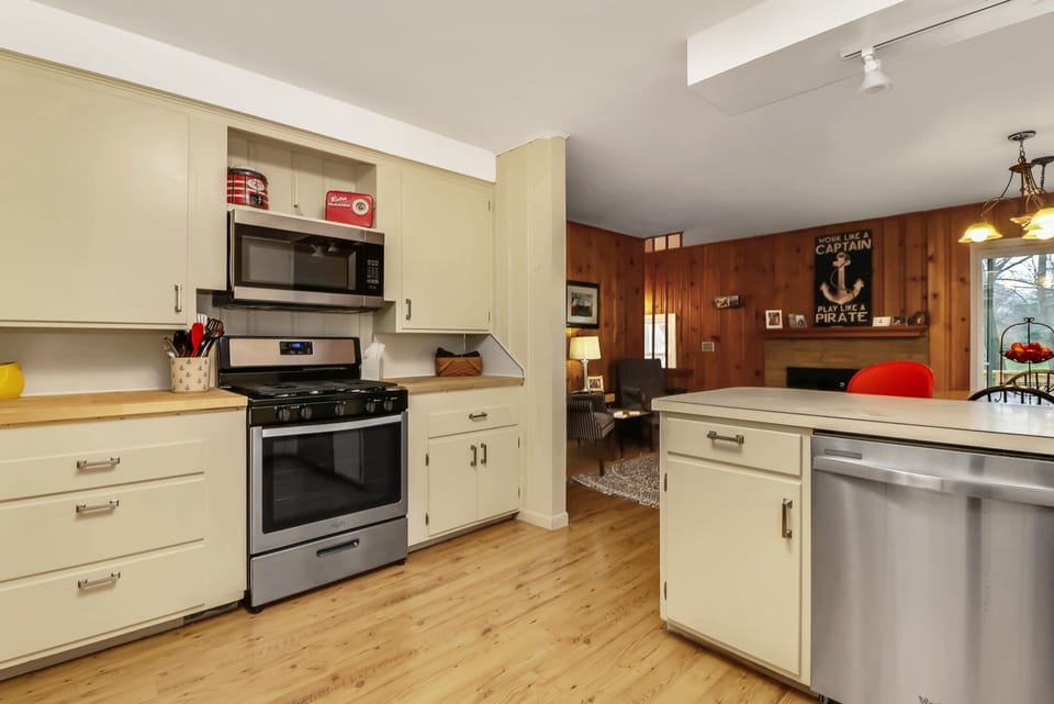 The open plan allows for the chef to socialize with the rest of the family.