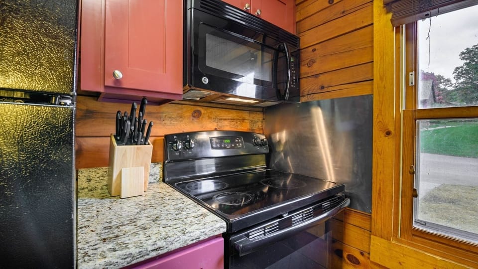 2 Bedroom 2 Bath Timber • Full Kitchen with Refrigerator