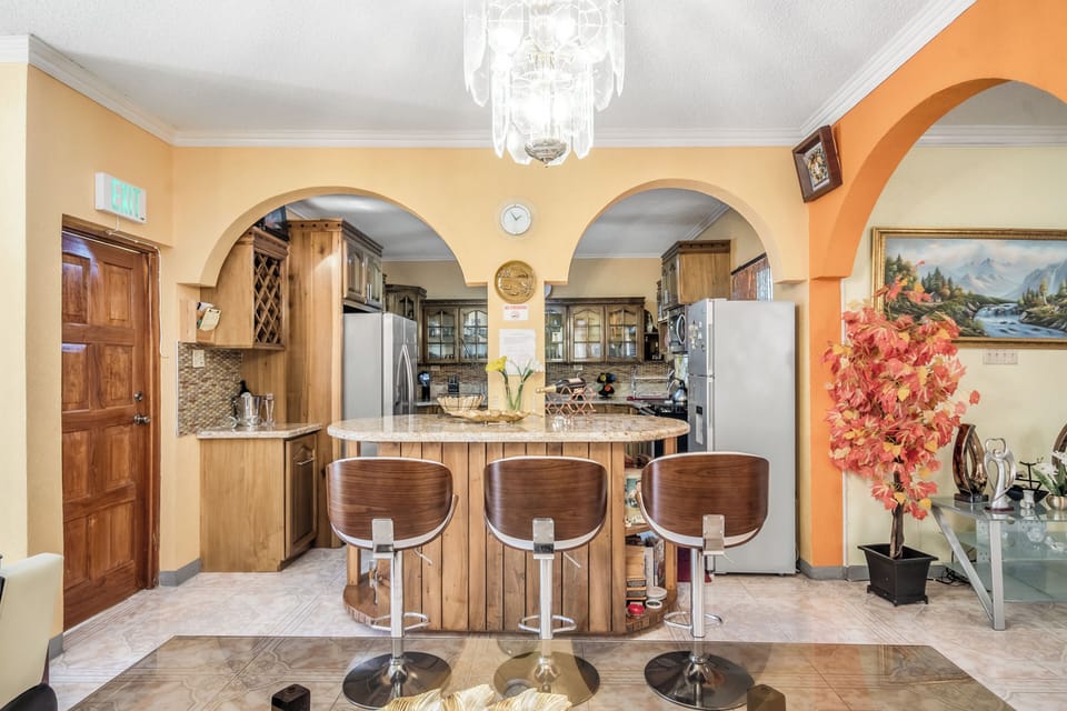 Breakfast Bar