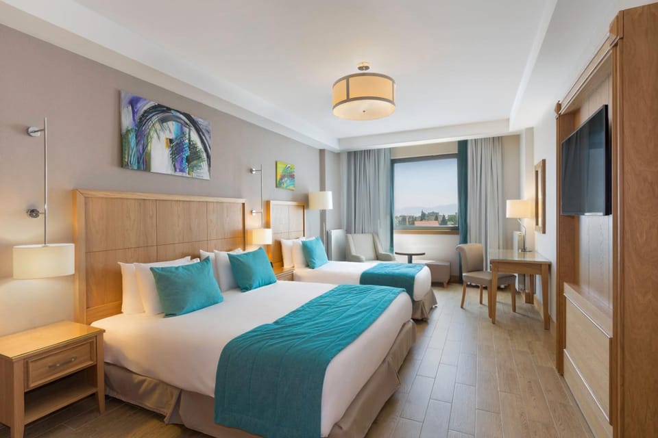 Premium bedding, minibar (free items), in-room safe, desk