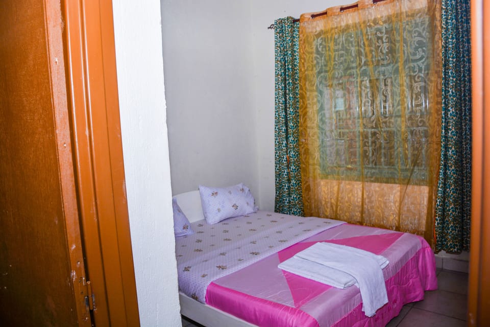 In-room safe, desk, iron/ironing board, WiFi (free)