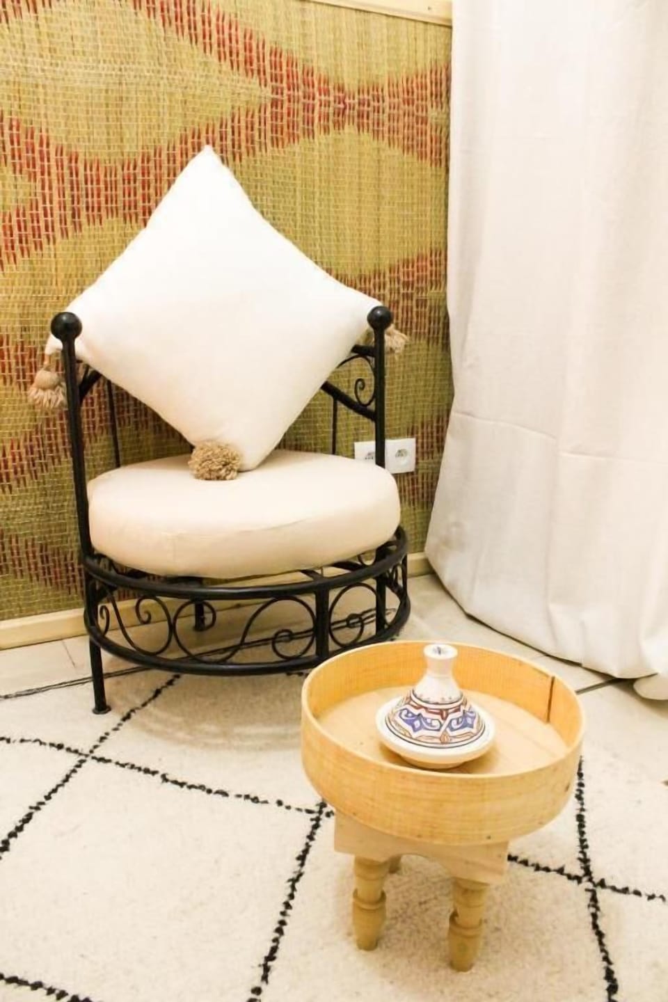 Comfort Double Room (Fes) | Free cribs/infant beds, free WiFi, bed sheets