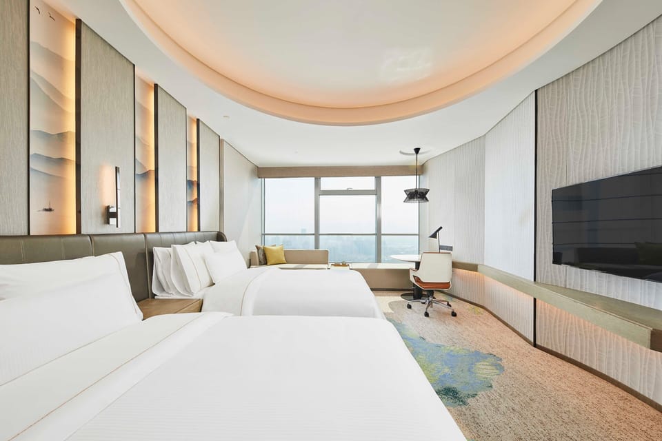 1 bedroom, minibar, in-room safe, individually decorated