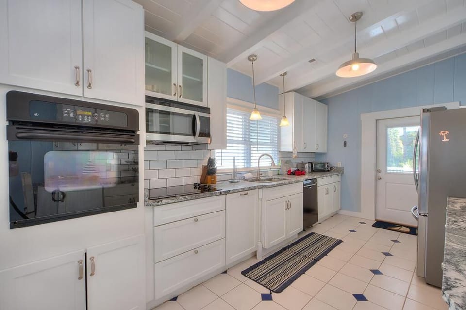 Kitchen
 GW 11.5.24