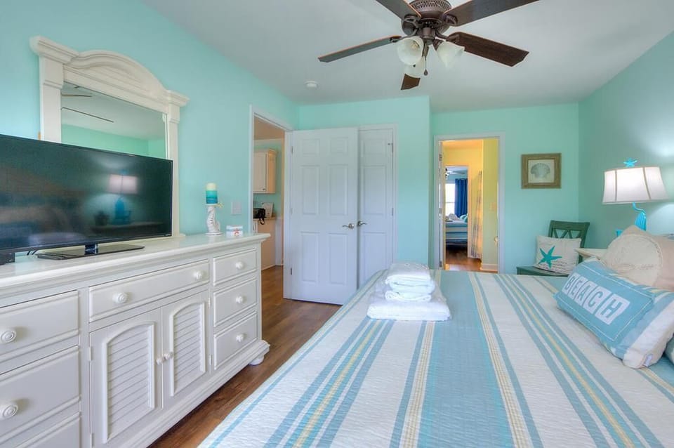 Bedroom 
GW 6.9.23