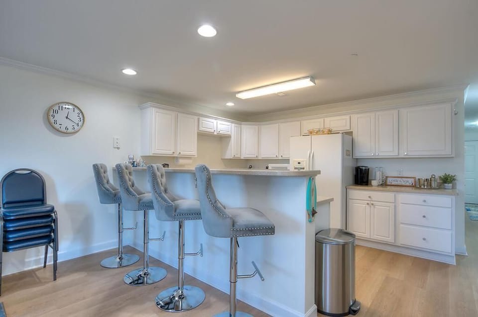 Kitchen
GW 1.23.24